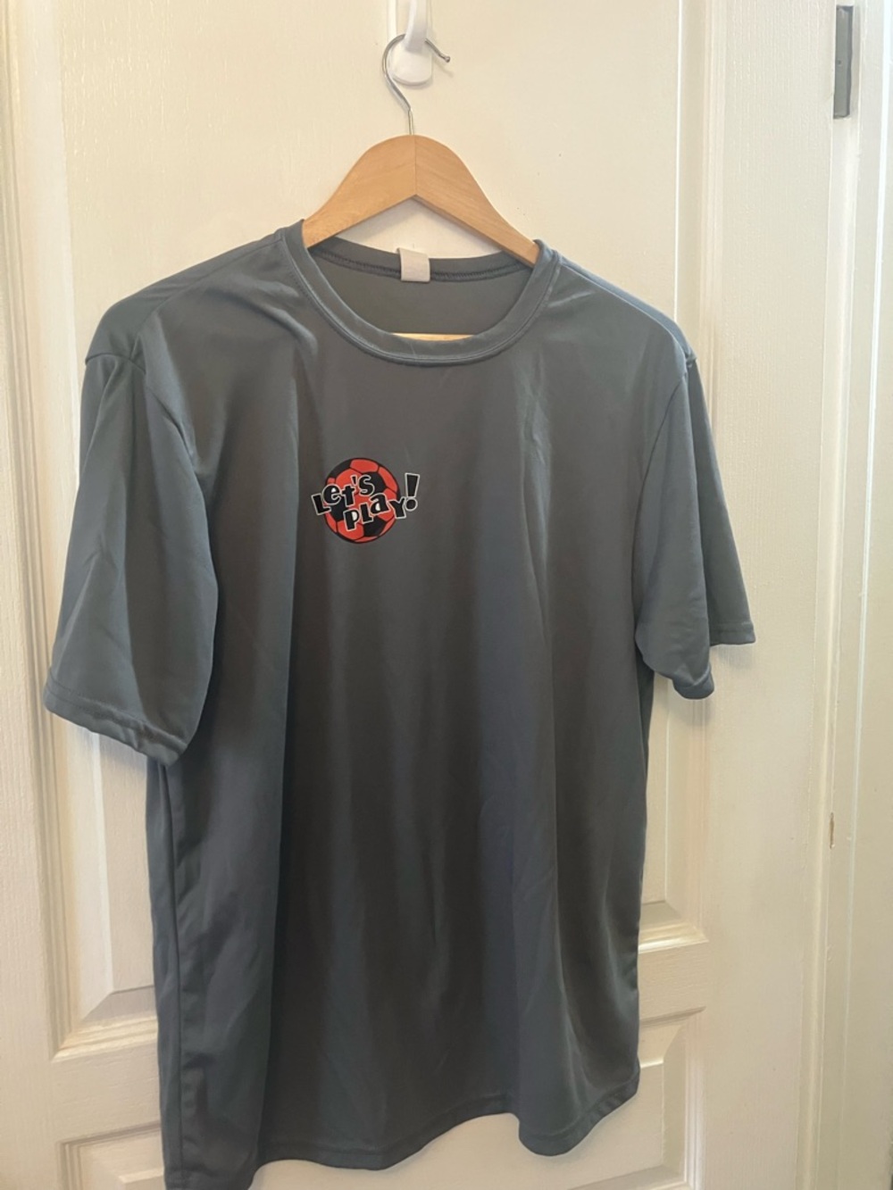 Men's Gray Short-Sleeve Graphic Tee - 'Let's Play'